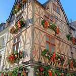 L'âme De La Renaissance Plumereau Au Cœur De * Tours